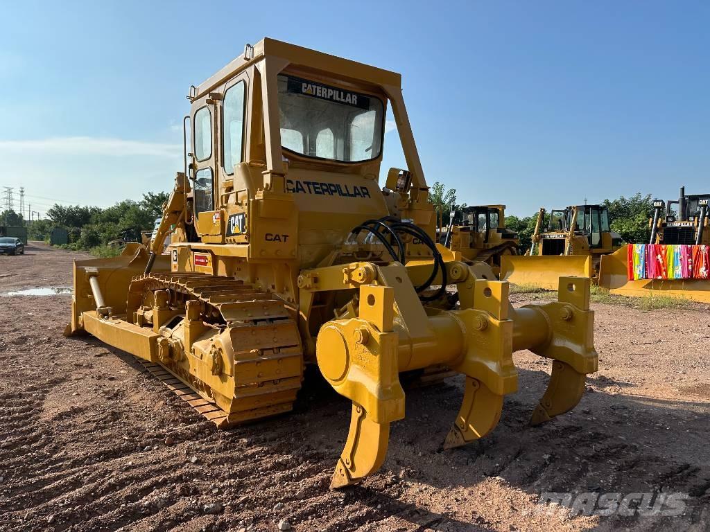 CAT D7G Гусеничные бульдозеры