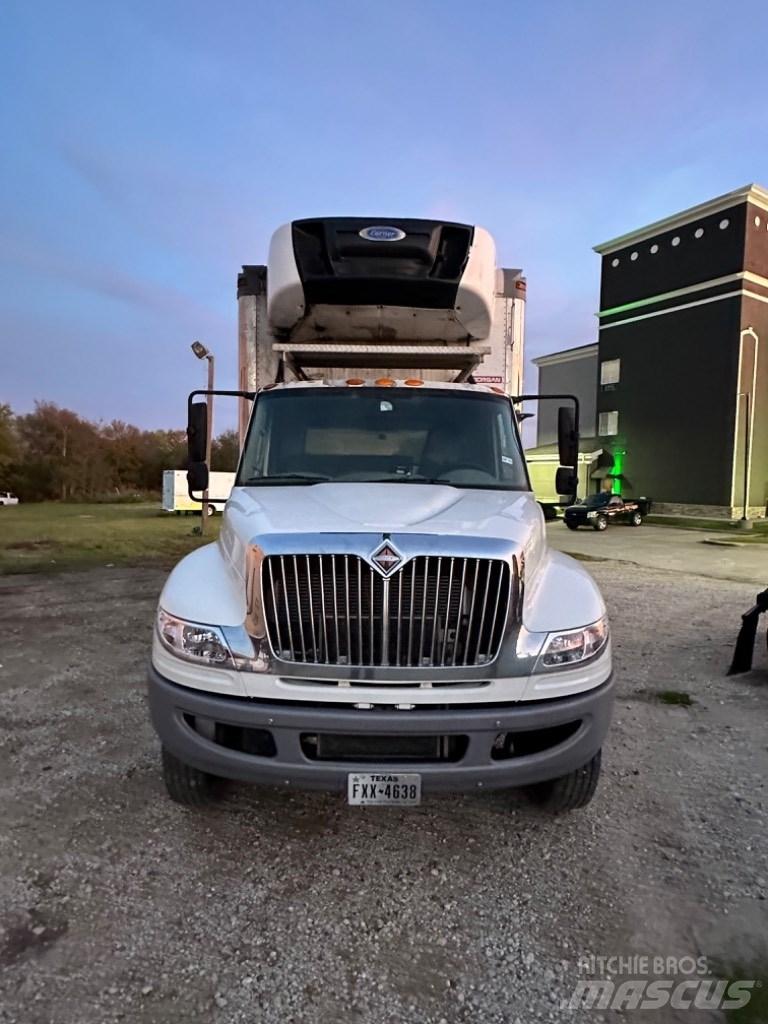 International 4300 Грузовики-Фургоны