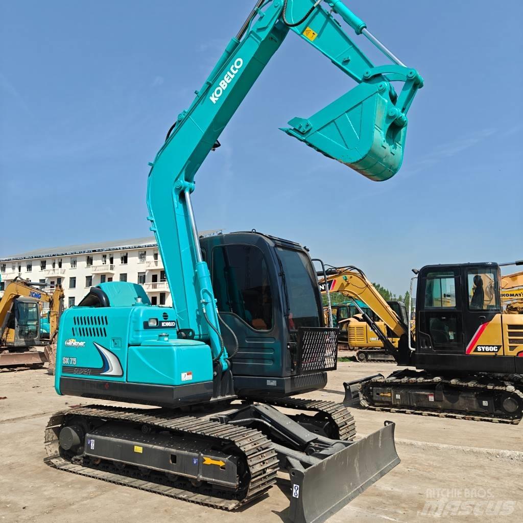 Kobelco 75D Гусеничные экскаваторы