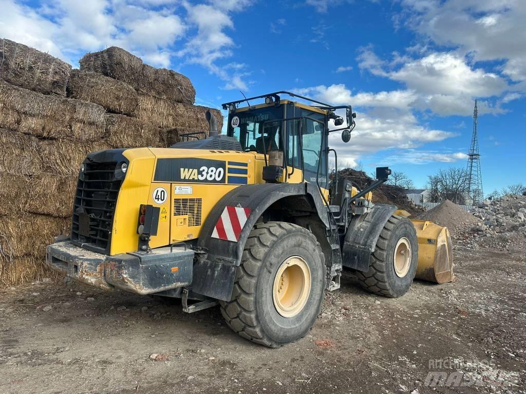 Komatsu WA380-8 Фронтальные погрузчики