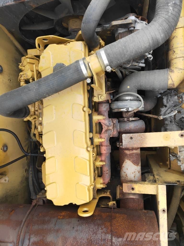 CAT 330C Гусеничные экскаваторы