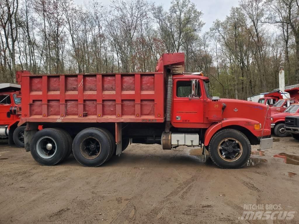 Diamond REO C120 Грузовики-Самосвалы