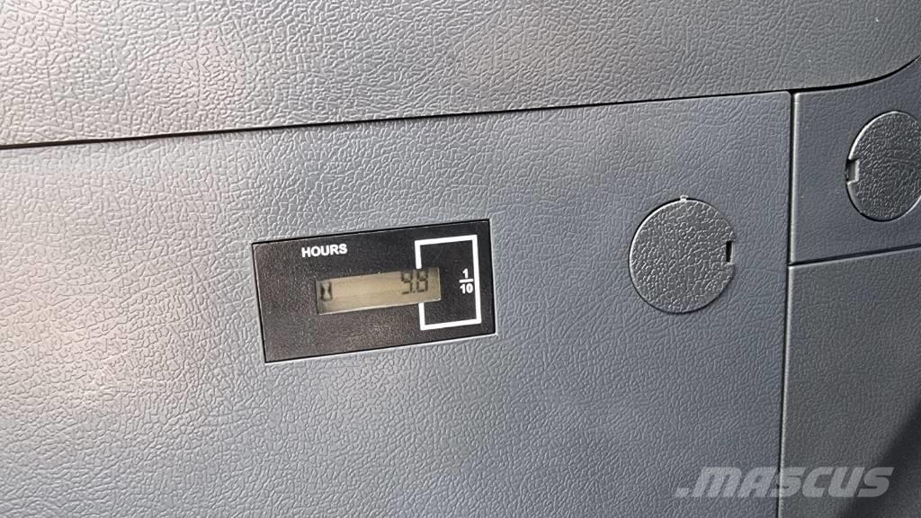 Hyundai HX 140 AL Гусеничные экскаваторы