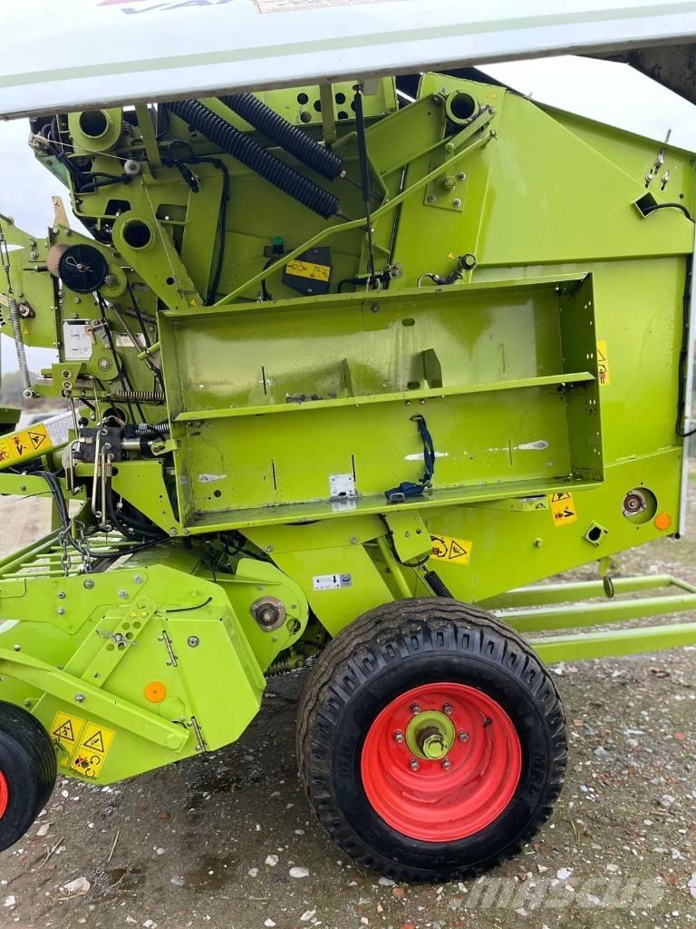 CLAAS Variant 280 Рулонные пресс-подборщики