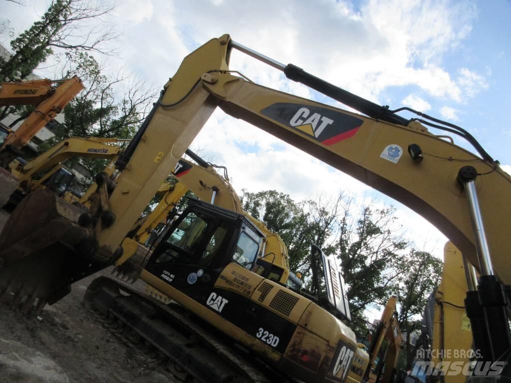 CAT 326 Гусеничные экскаваторы