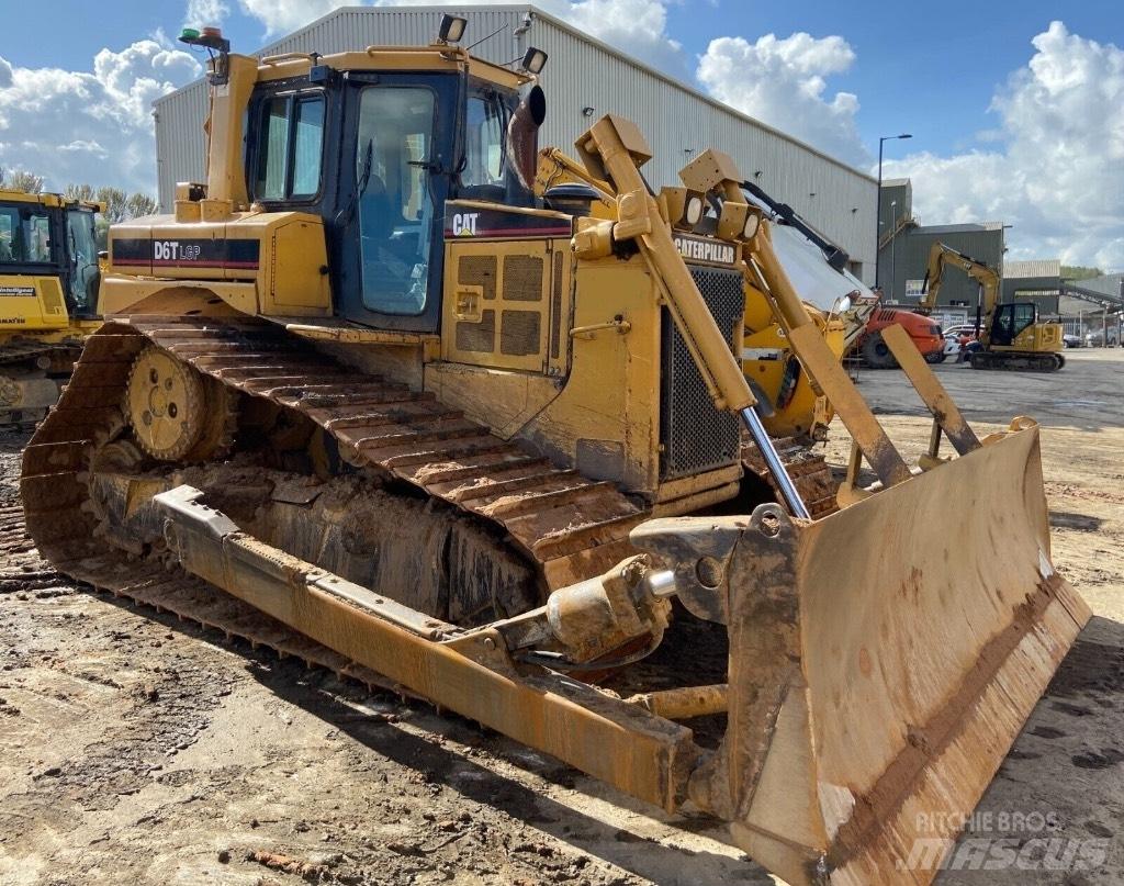 CAT D 6 T LGP Гусеничные бульдозеры