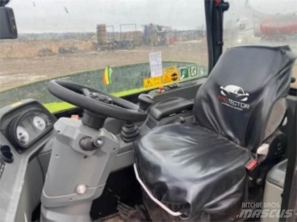 CLAAS 732 Сельскохозяйственные телескопические погрузчики