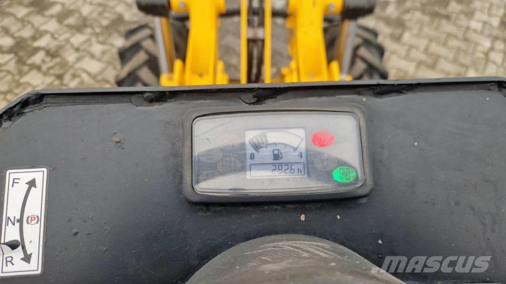 JCB 1 T - 1 Самосвальные прицепы