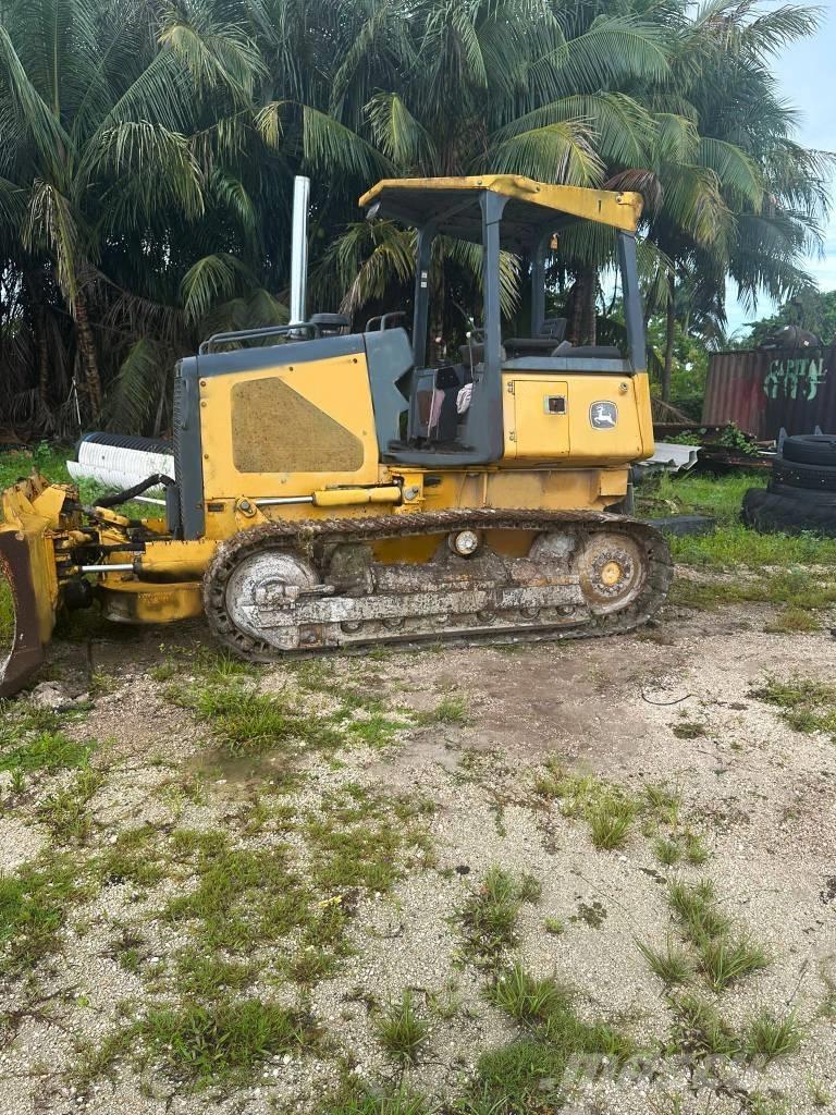 DEERE 450J LT Гусеничные бульдозеры