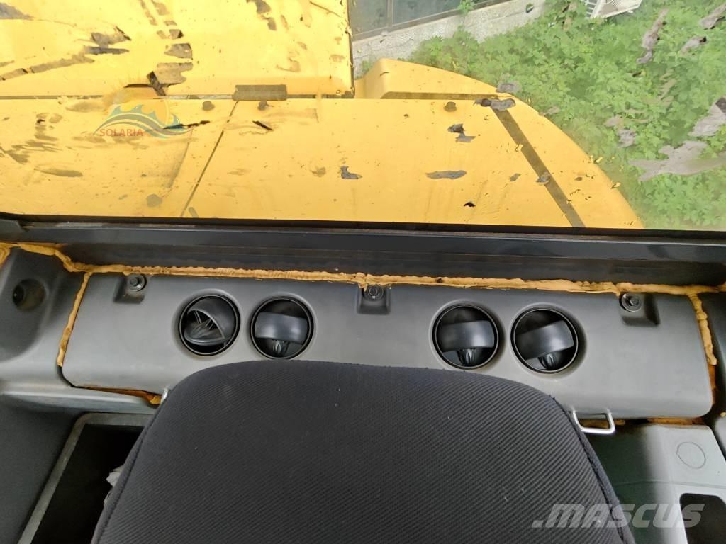 Komatsu PC 70-8 Гусеничные экскаваторы