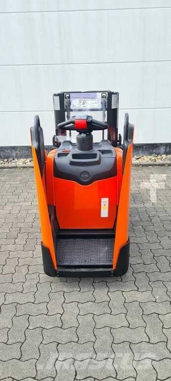 Toyota BT SPE200D Самоходные электроштабелёры