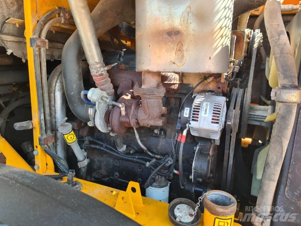 JCB 416HT Фронтальные погрузчики