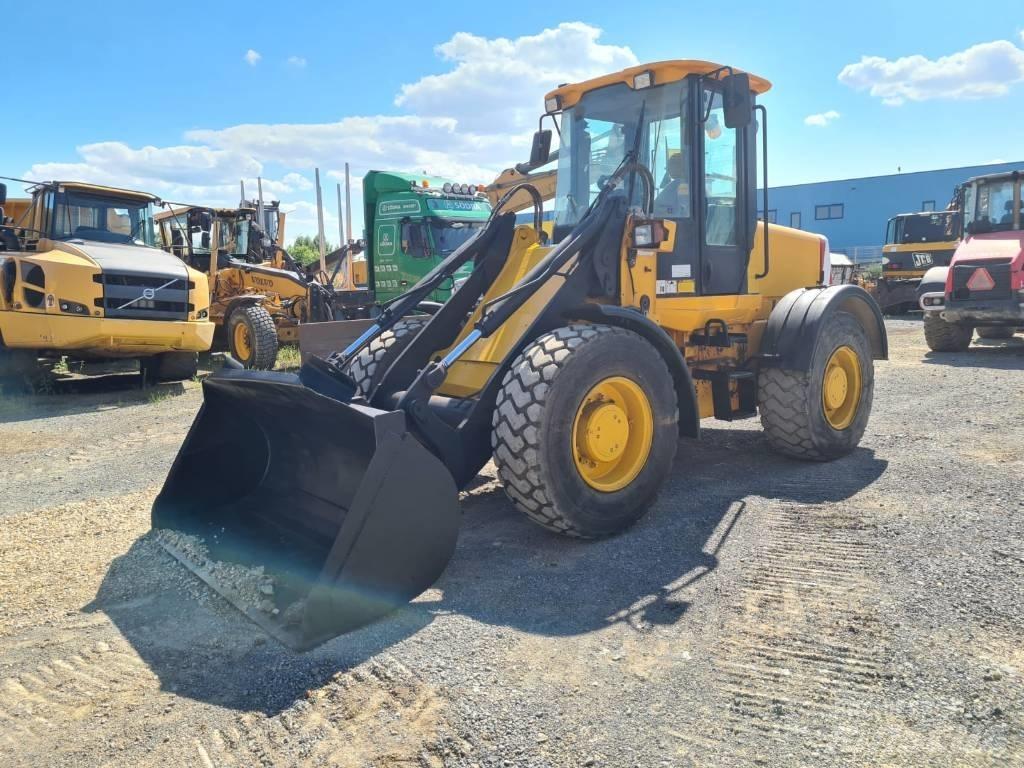 JCB 416HT Фронтальные погрузчики