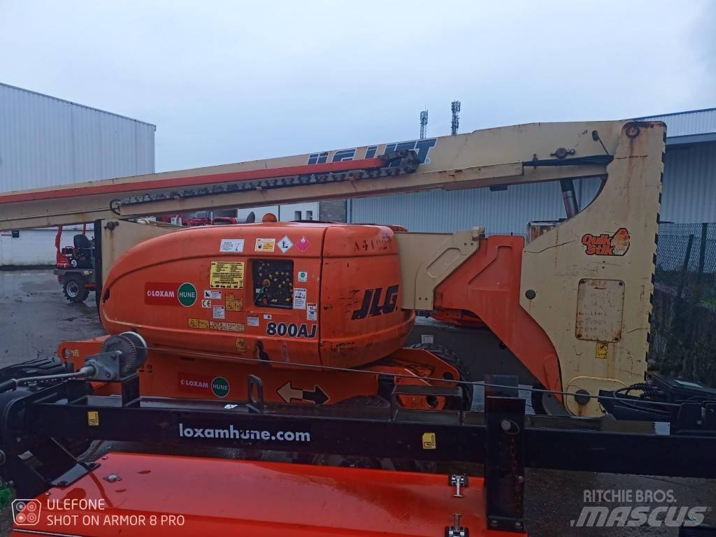 JLG 800 AJ Коленчатые подъемники