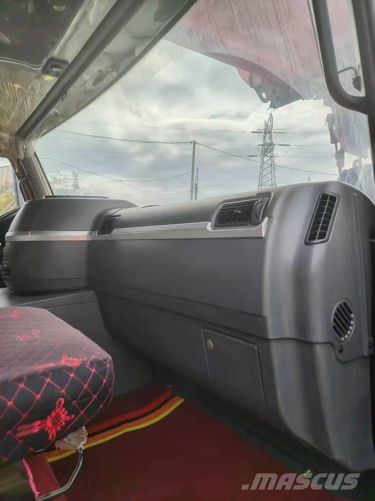 Sany STC1300C8 Автокраны