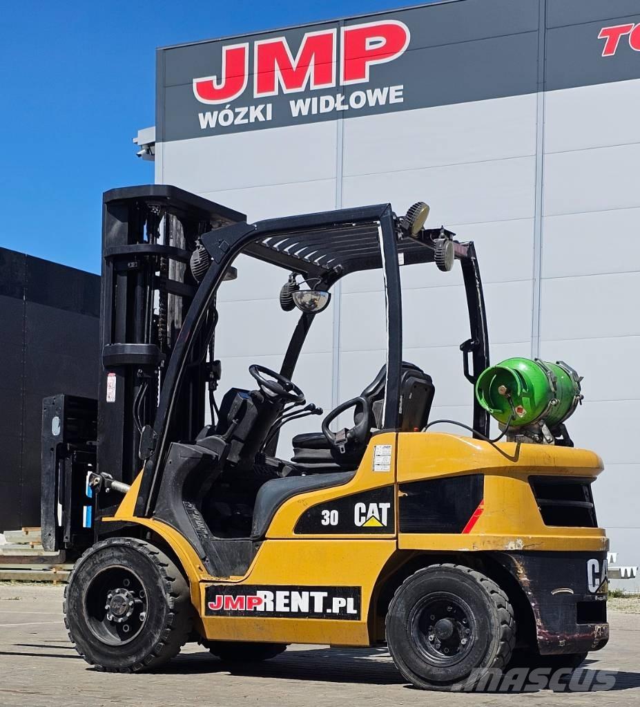 CAT GP 30 N Газовые погрузчики