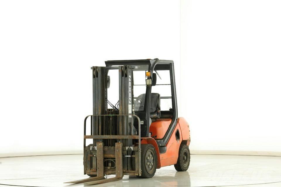 Nexen FDE-30 Дизельные погрузчики