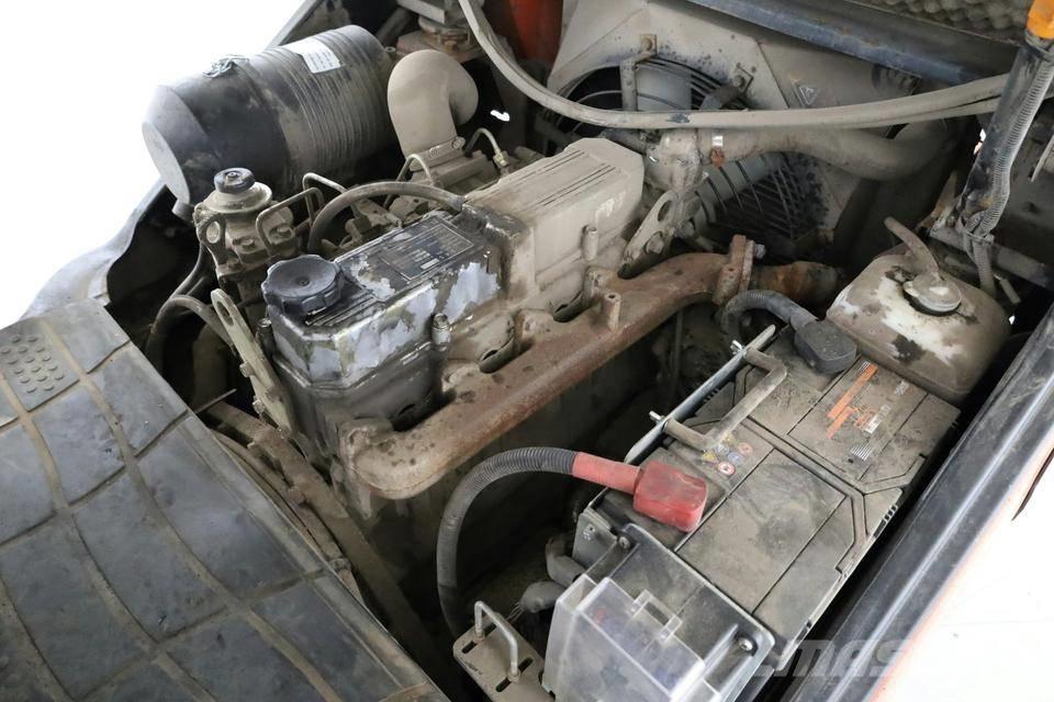 Nexen FDE-30 Дизельные погрузчики