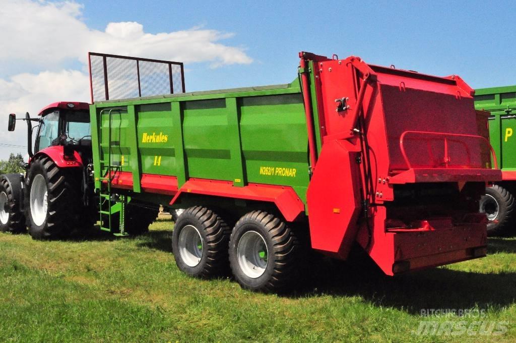 Pronar N262/1 Разбрасыватели органических удобрений