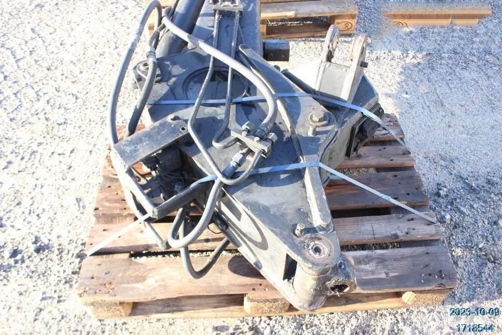 Huddig 960 Ходовая часть и подвеска