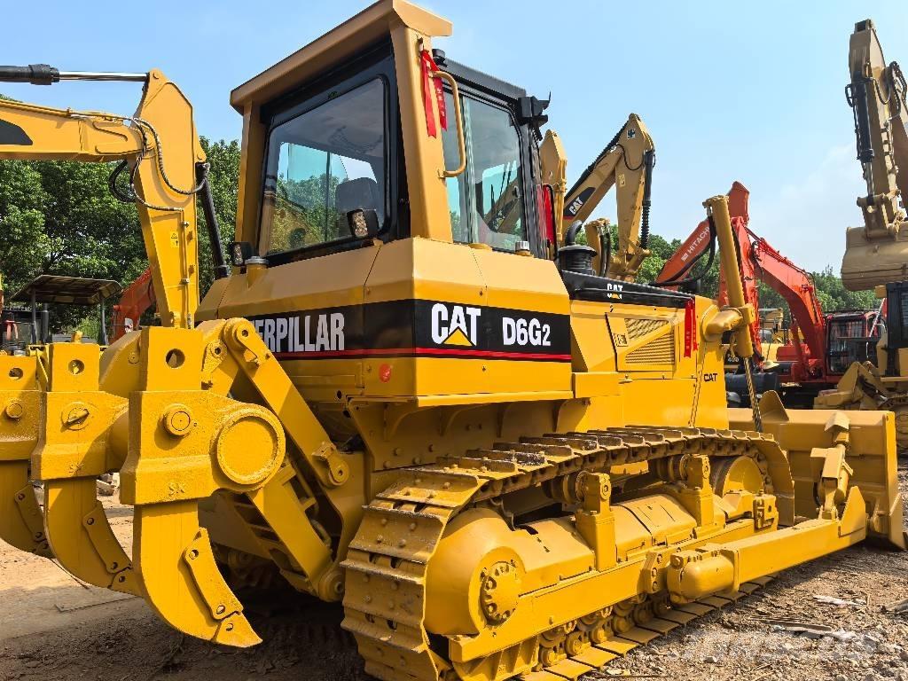CAT D 6 G LGP II Гусеничные бульдозеры