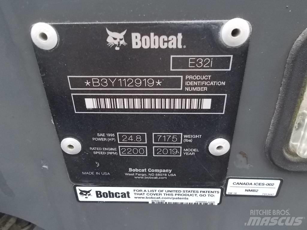 Bobcat E32i Мини-экскаваторы