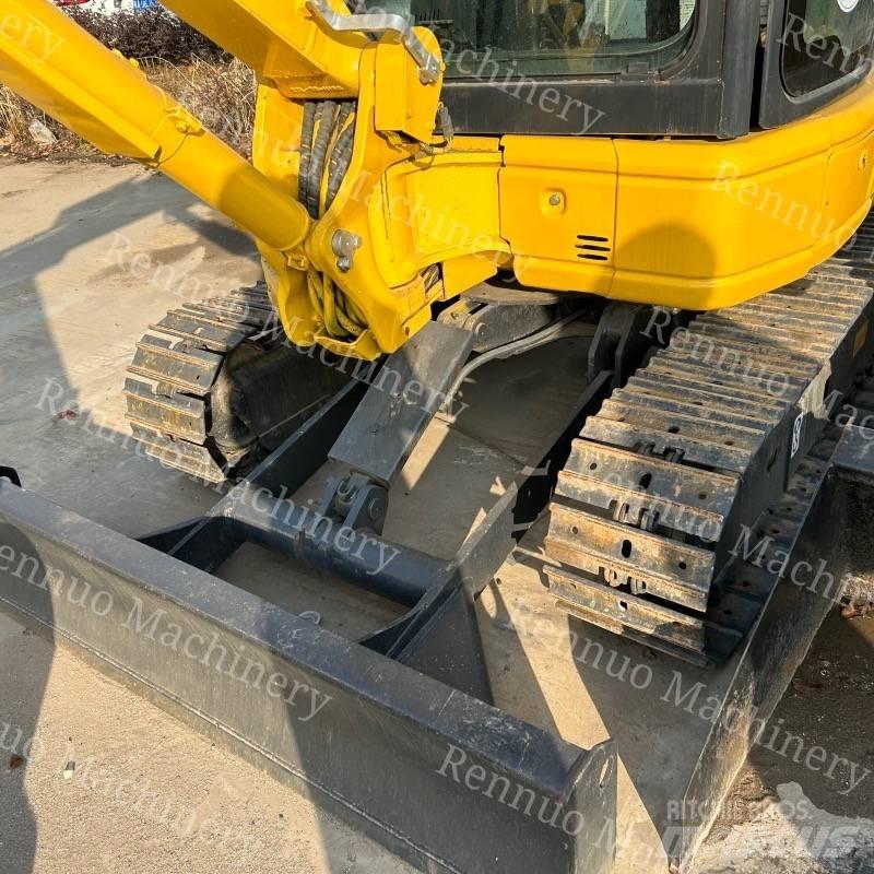 Komatsu PC35MR Мини-экскаваторы