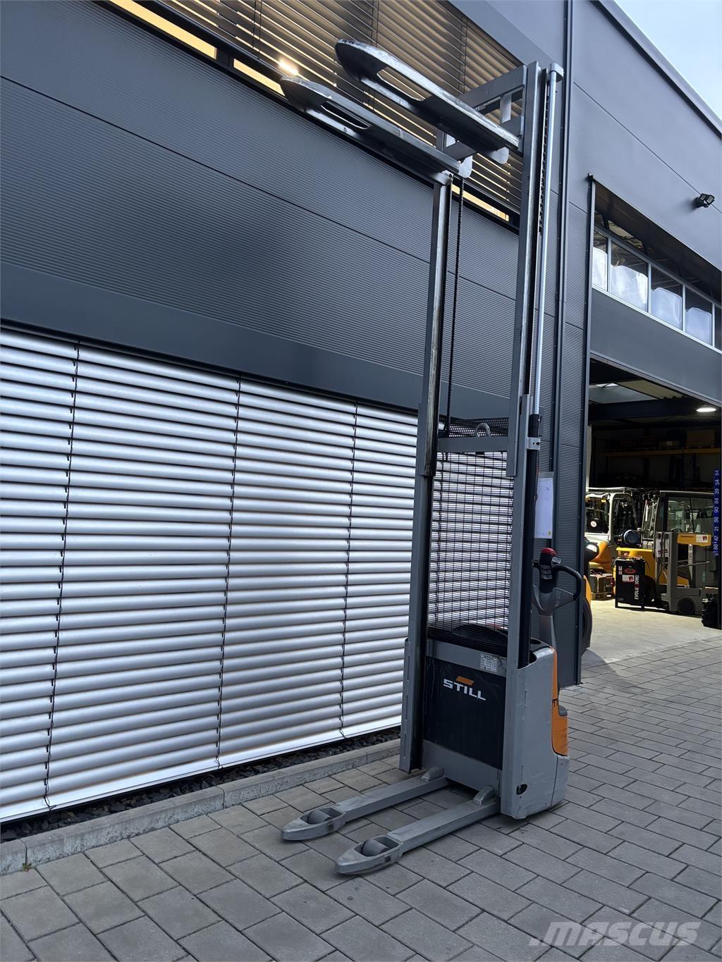 Still EXV 10 Самоходные электроштабелёры