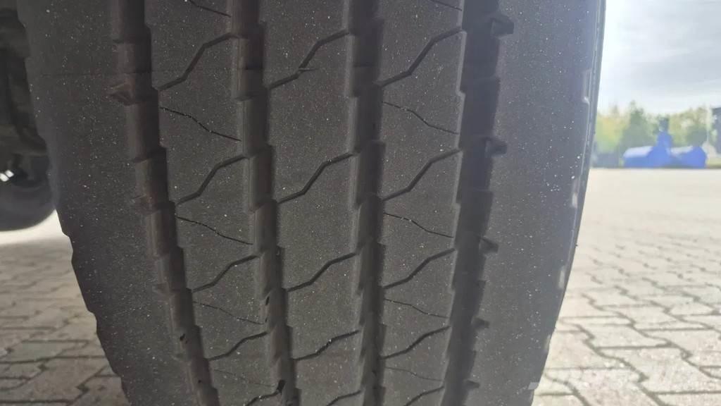 Floor FLO-18-30H2 Полуприцепы-платформы/боковая разгрузка