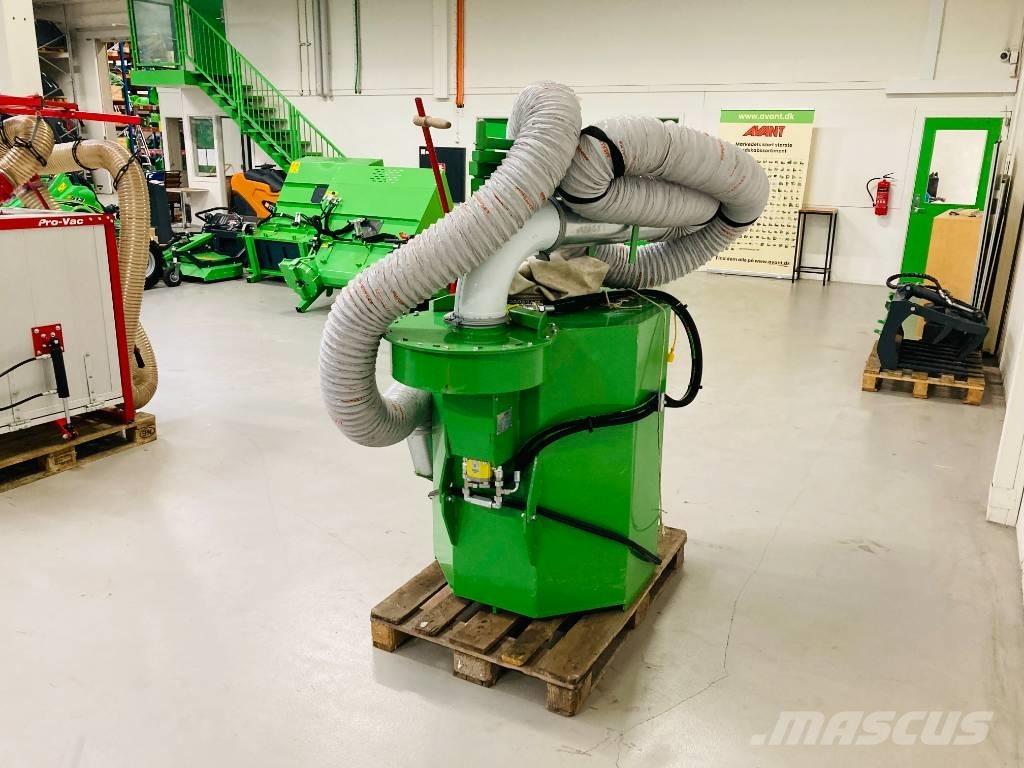 Croni Løvsuger Коммунальная техника - Другие