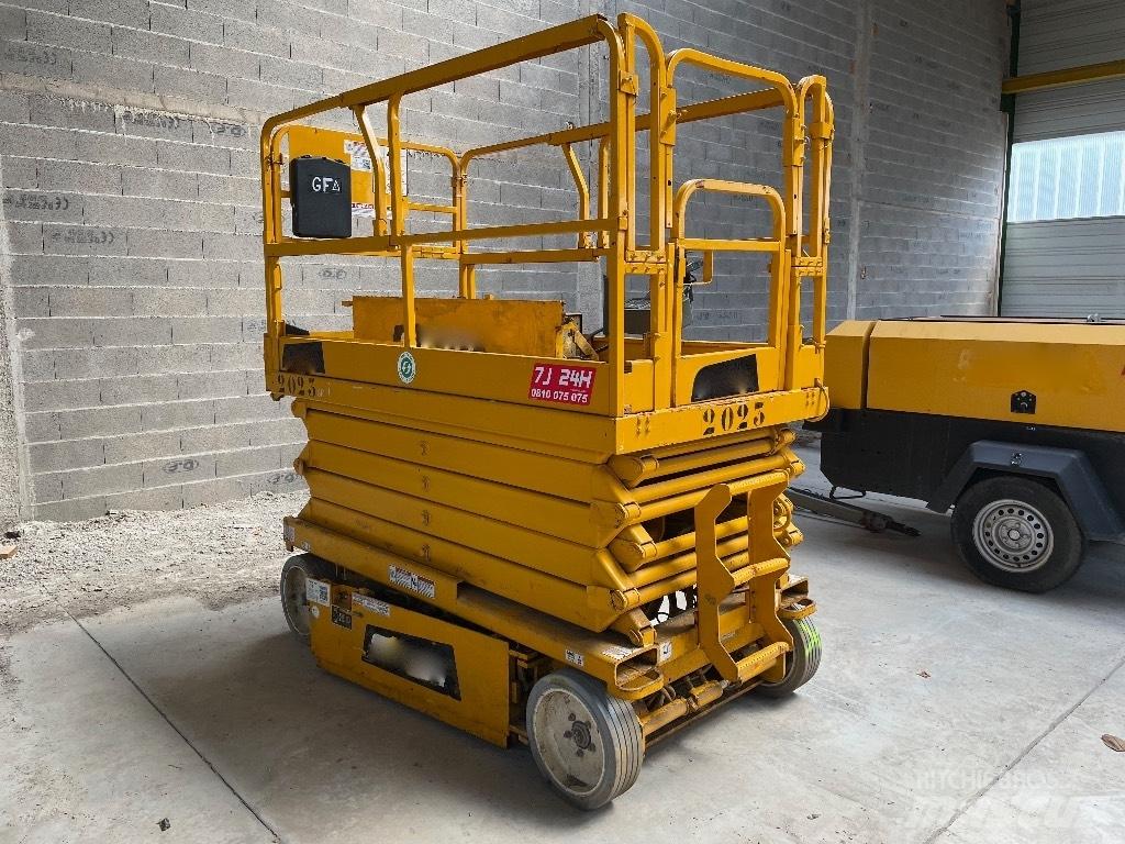 JLG 3246 ** A REPARER** Ножничные подъемники