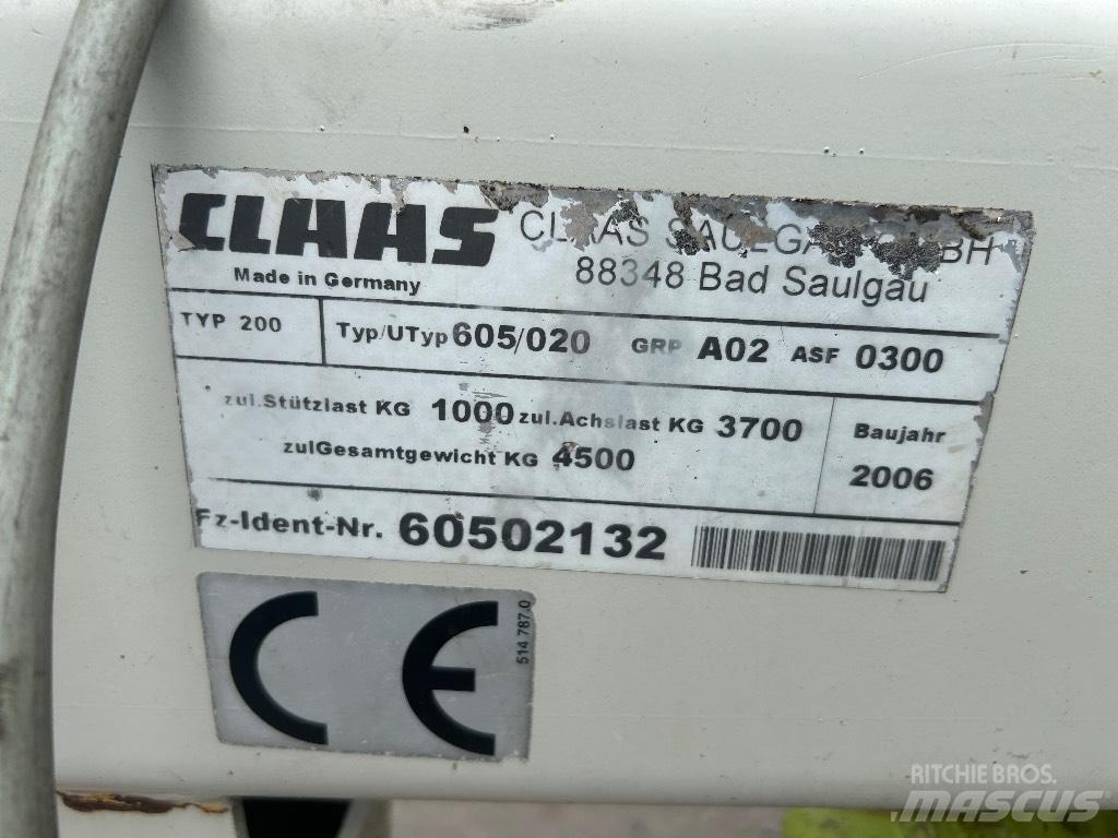 CLAAS Liner 3000 Грабли-ворошилки