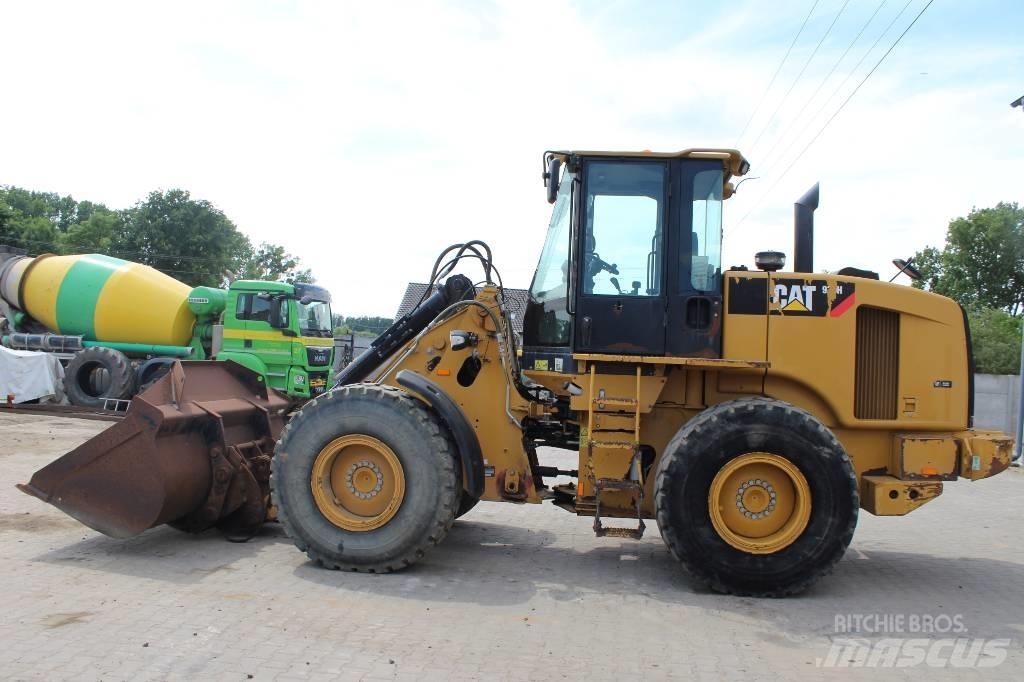 CAT 930 H Фронтальные погрузчики