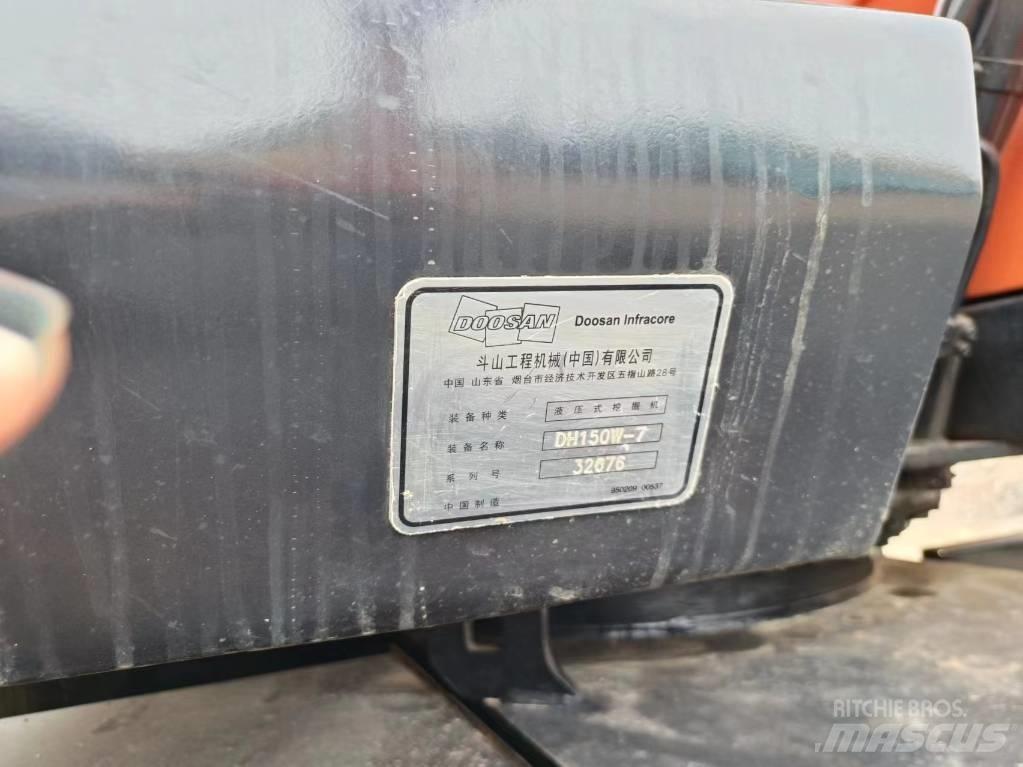 Doosan 150 W Колёсные экскаваторы