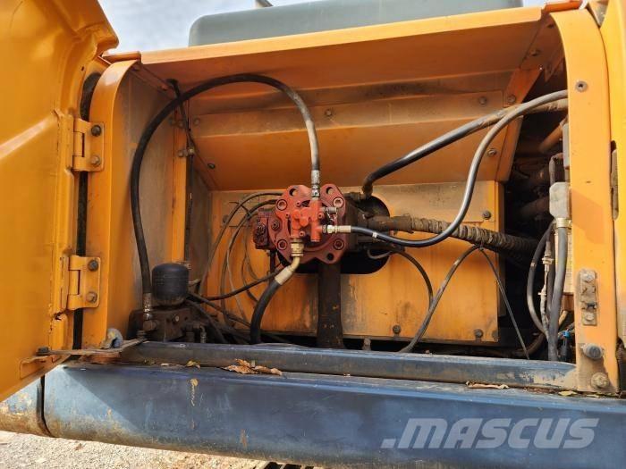 Hyundai Robex 300 LC Гусеничные экскаваторы