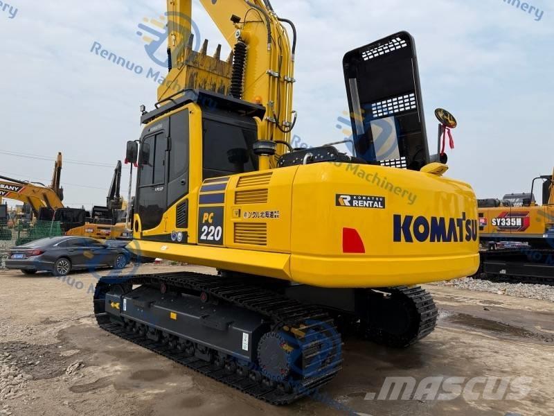 Komatsu PC 220-8 Гусеничные экскаваторы