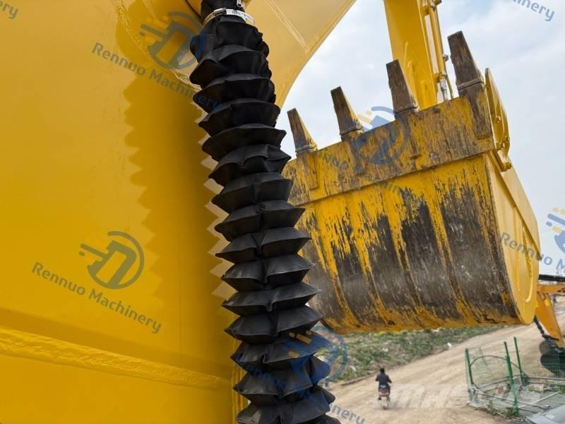 Komatsu PC 220-8 Гусеничные экскаваторы