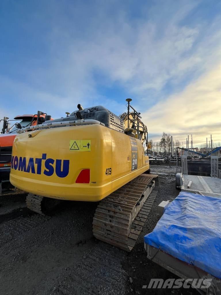 Komatsu PC 210 LC-11 Гусеничные экскаваторы