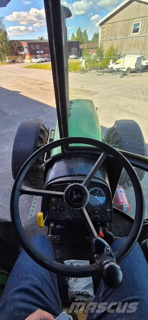 John Deere 4240 S Трактора