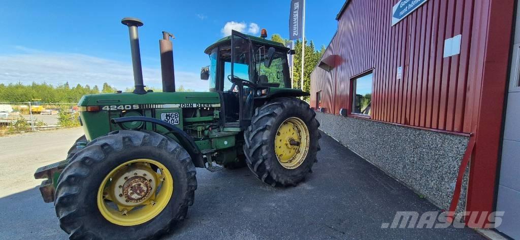 John Deere 4240 S Трактора