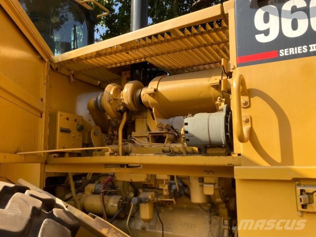 CAT 966 F II Фронтальные погрузчики