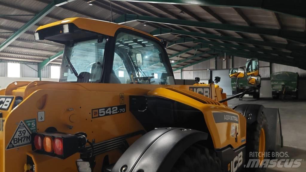 JCB 542-70 Agrixtra Сельскохозяйственные телескопические погрузчики