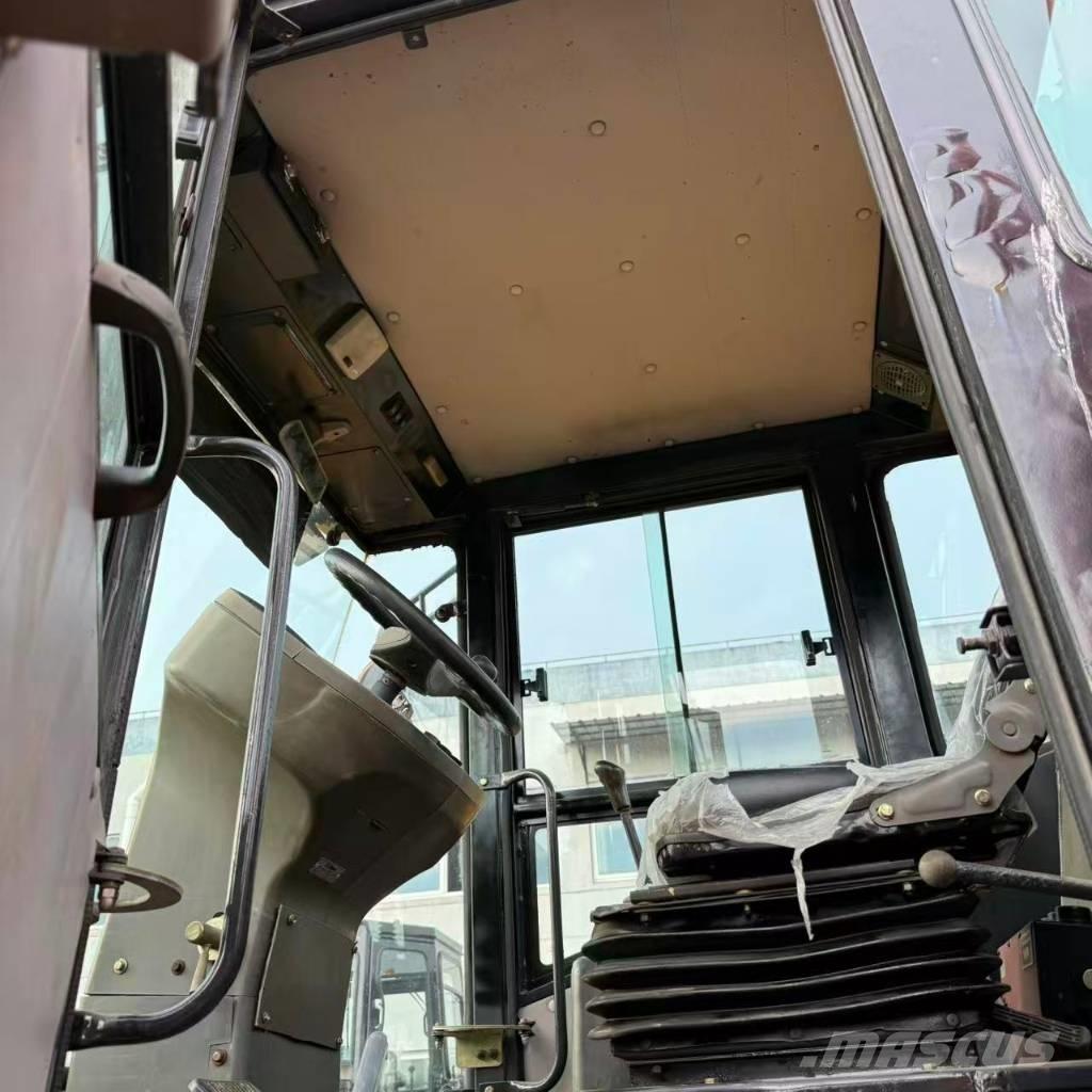 XCMG XS 143 Грунтовые катки