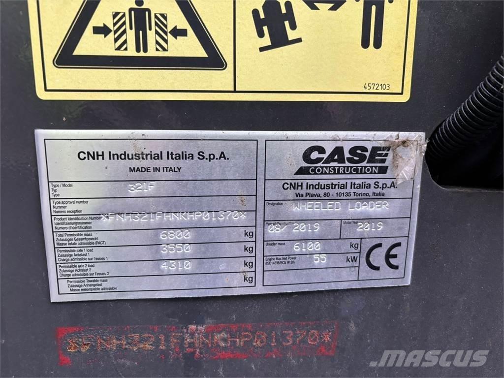 CASE 321f Фронтальные погрузчики