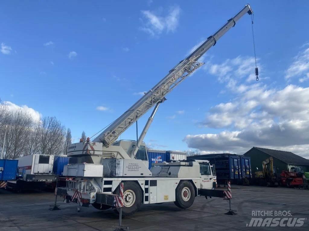 Liebherr LTM1030 Автокраны