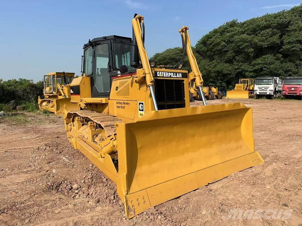 CAT D 6 G Гусеничные бульдозеры