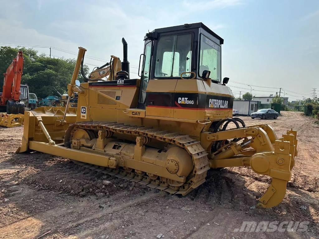 CAT D 6 G Гусеничные бульдозеры