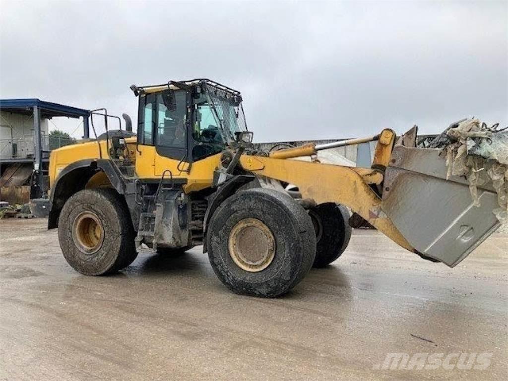 Komatsu WA 380--8E0 Фронтальные погрузчики