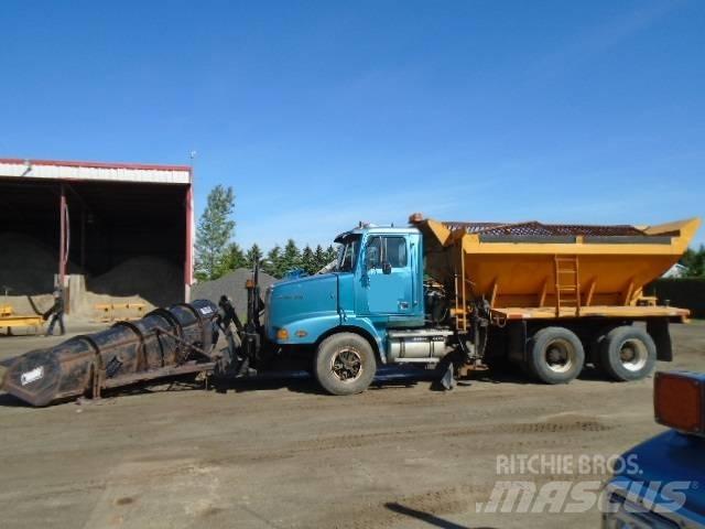 Western Star 5800 Снежные отвалы и плуги