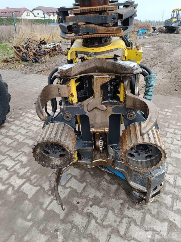 John Deere 1070G Харвестеры